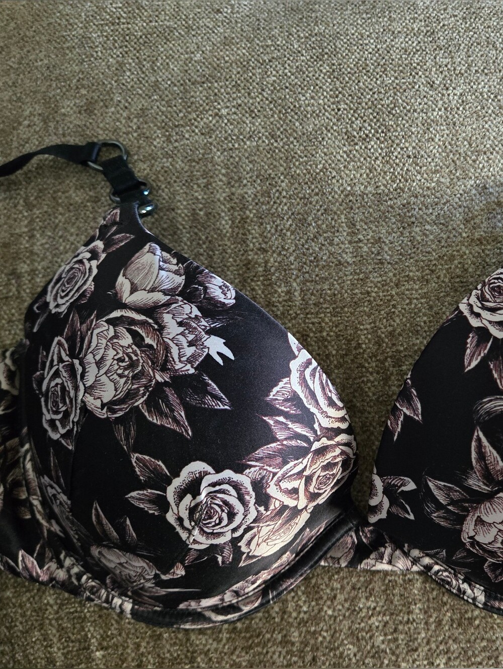 Victoria's Secret Black Bra with Cream Floral Print